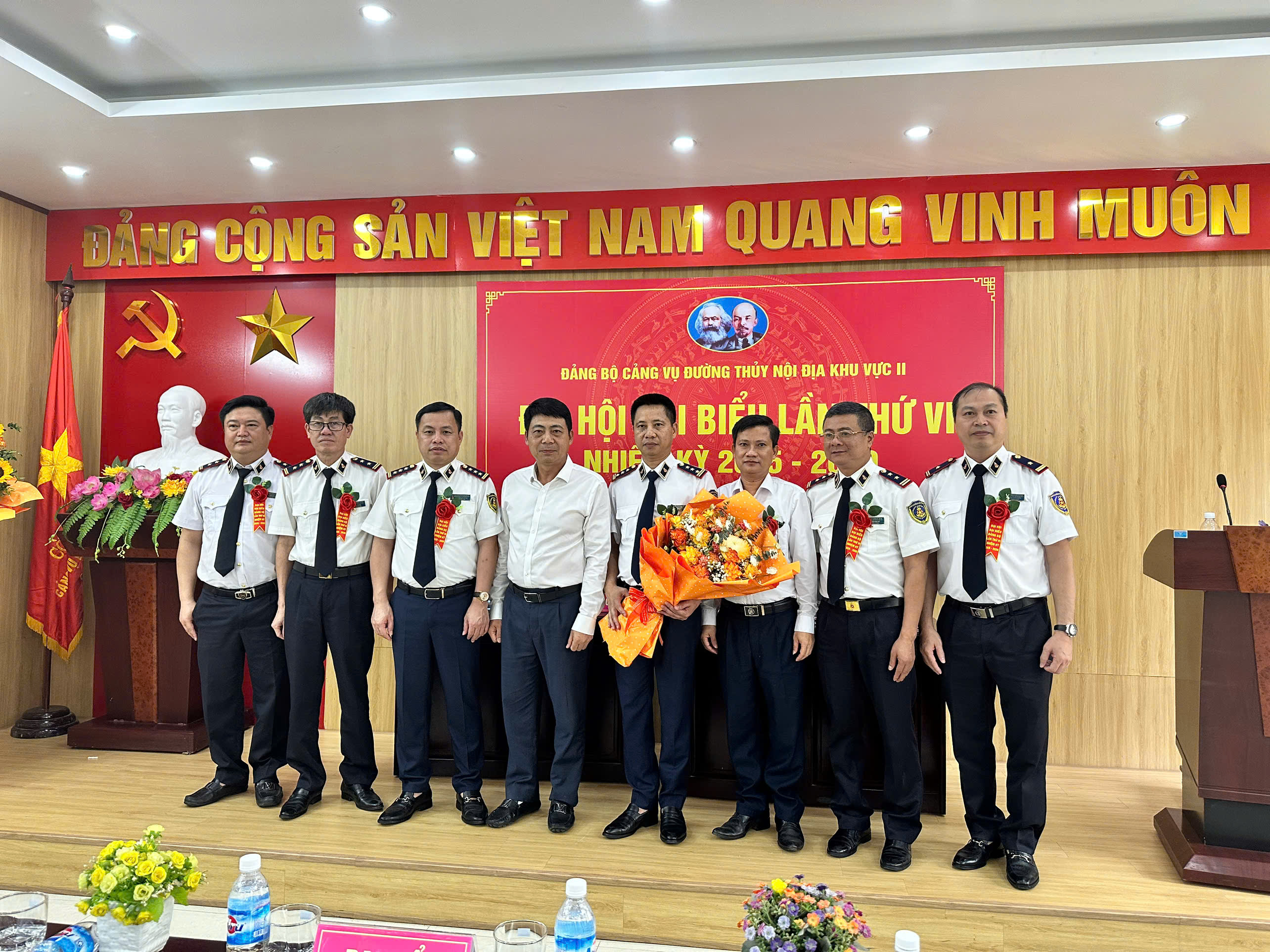 Đại hội đại biểu Đảng bộ Cảng vụ Đường thủy nội địa khu vực II lần thứ VI, nhiệm kỳ 2025-2030 thành công tốt đẹp